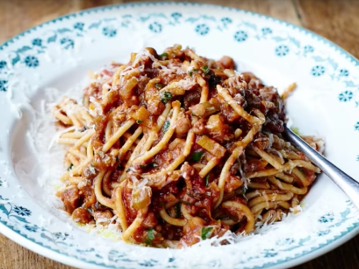 Jamie Oliver’s Veggie Spaghetti Bolognese  | Herb Garden Tour